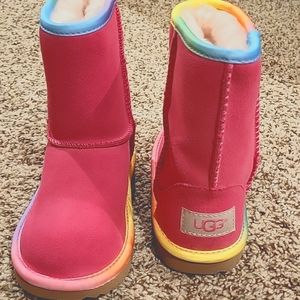 Toddler Ugg Boot, size 11 (toddler), barely worn